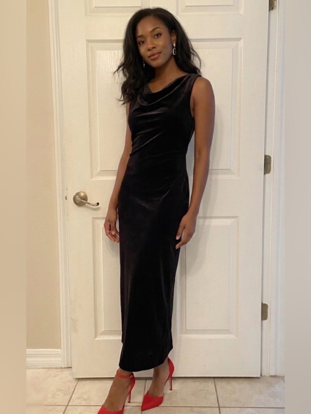 Black Velvet Sleeveless Maxi Dress